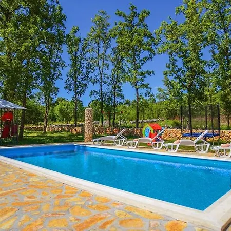 Hotel Lovro In Imotski, Private Pool Gornji Vinjani